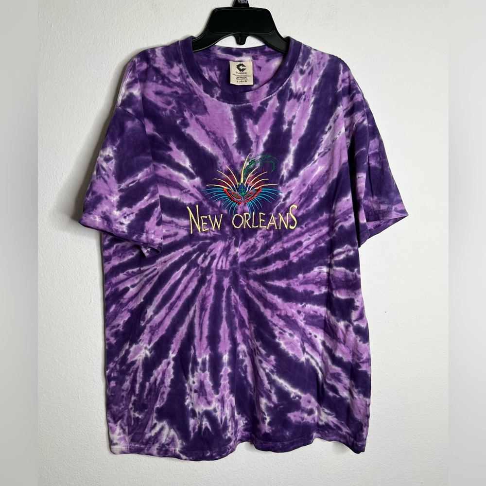 New Orleans Embroidered Purple Tie Dye Shirt Short Sleeve Masquerade Mask Size L